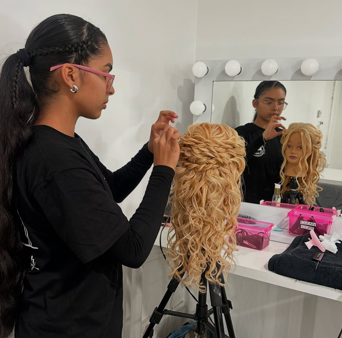 MORNING BEGINNERS HAIR CLASS