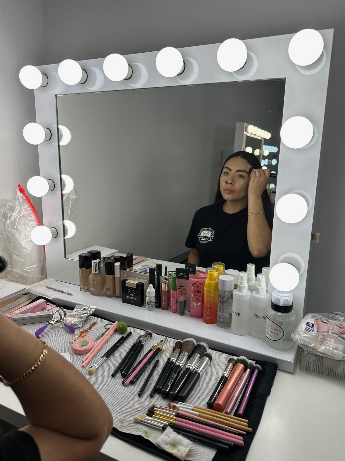 MORNING - BEGINNERS MAKEUP CLASS