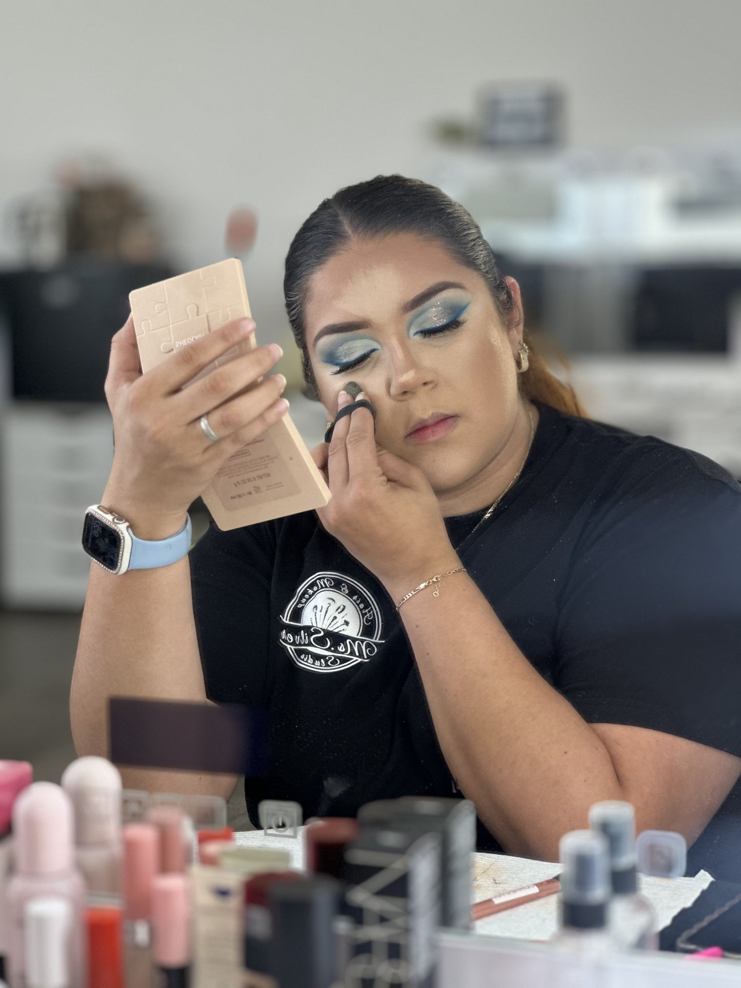 MORNING - BEGINNERS MAKEUP CLASS
