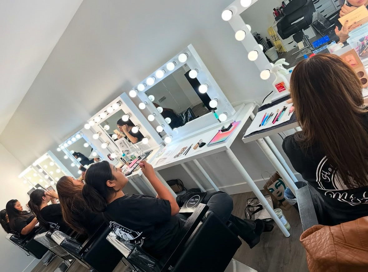 MORNING - BEGINNERS MAKEUP CLASS