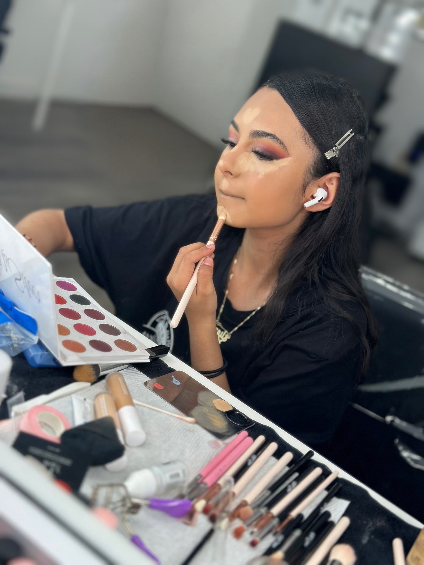MORNING - BEGINNERS MAKEUP CLASS