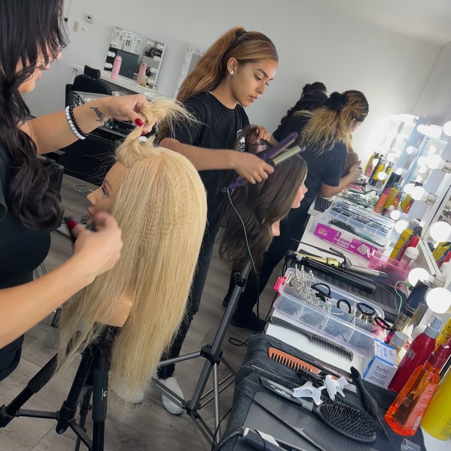 EVENING -HAIR STYLING CLASS