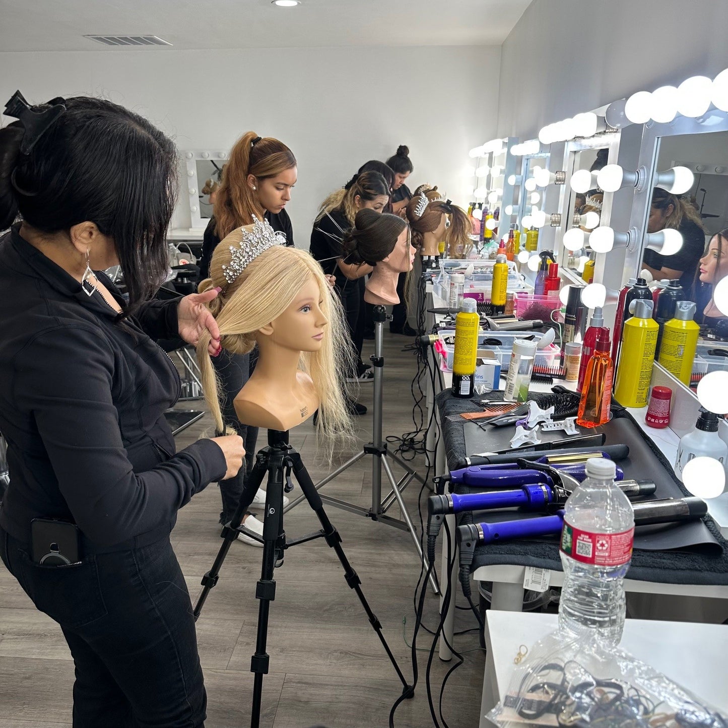 EVENING -HAIR STYLING CLASS