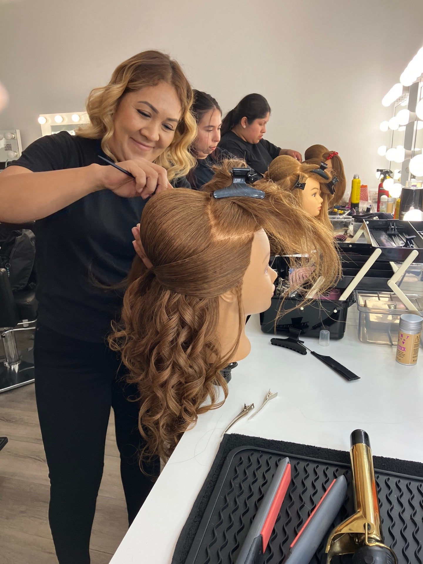 EVENING -HAIR STYLING CLASS